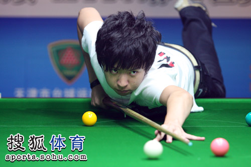 背景布置上 背景布置上